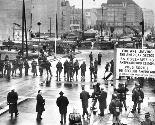 Berlin Wall Checkpoint Charlie, 1961